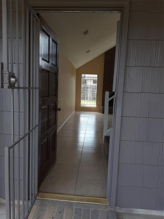 Foto del edificio - 16718 Village Trace Dr