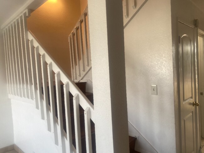 Foto del edificio - 390 E Madison Ave