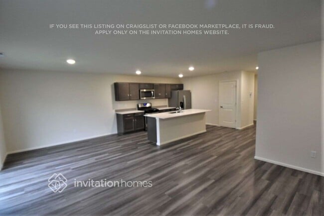 Foto del edificio - 9142 Lady Slipper St SE