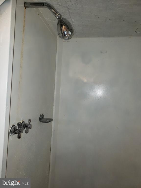 Foto del edificio - 3102 Cliftmont Ave