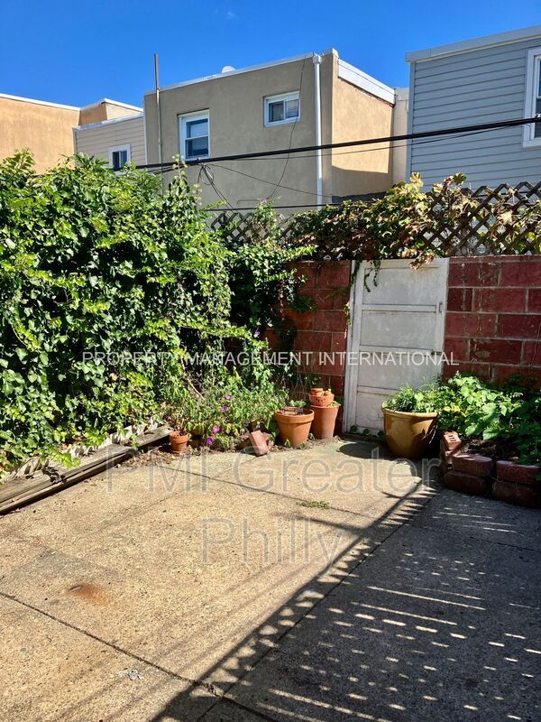 Foto del edificio - 1623 S Juniper St