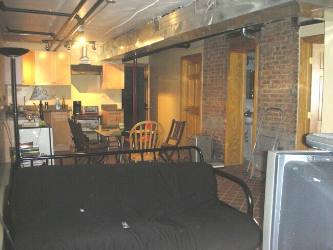 Foto del edificio - 3545 W Belden Ave