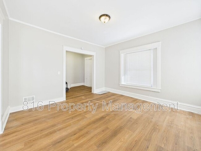 Building Photo - 2712 Park Ave