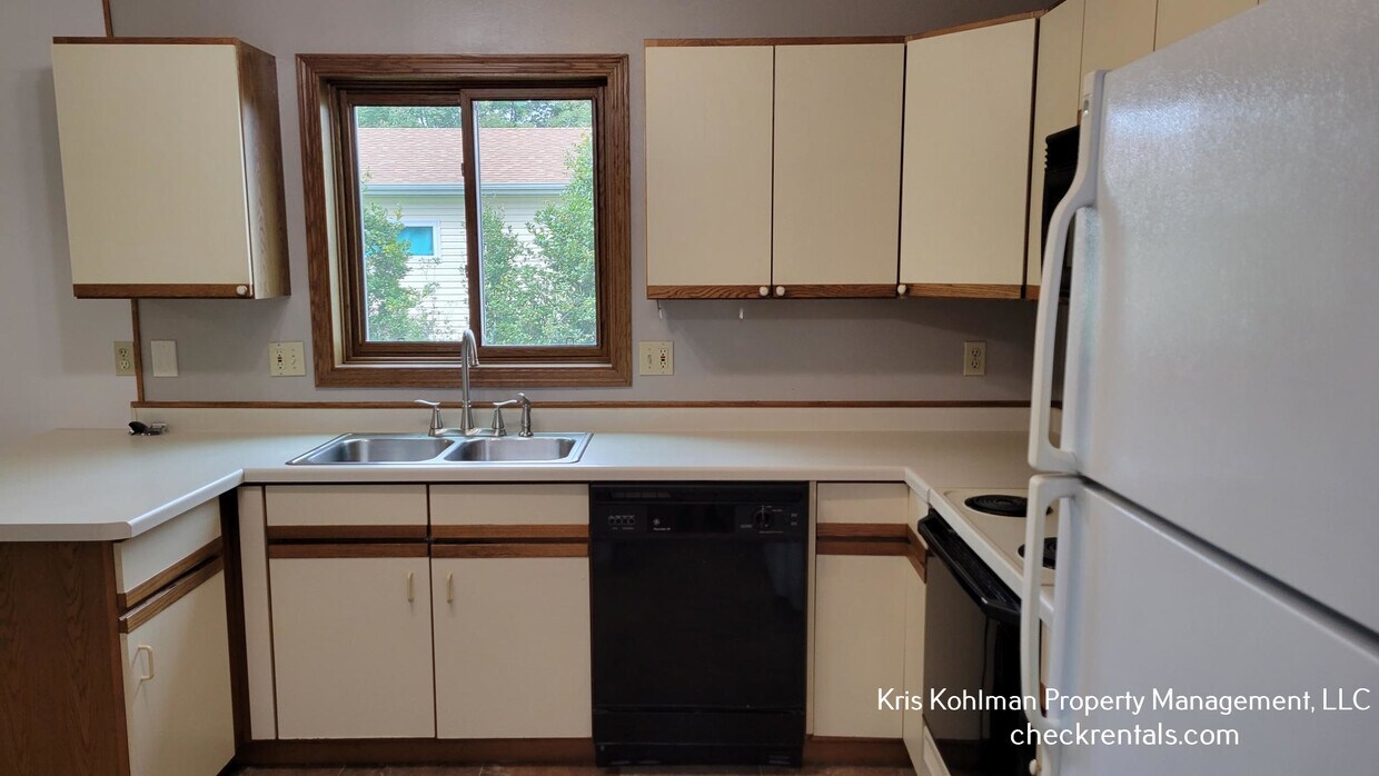 Foto principal - 915 Lone Tree Ln