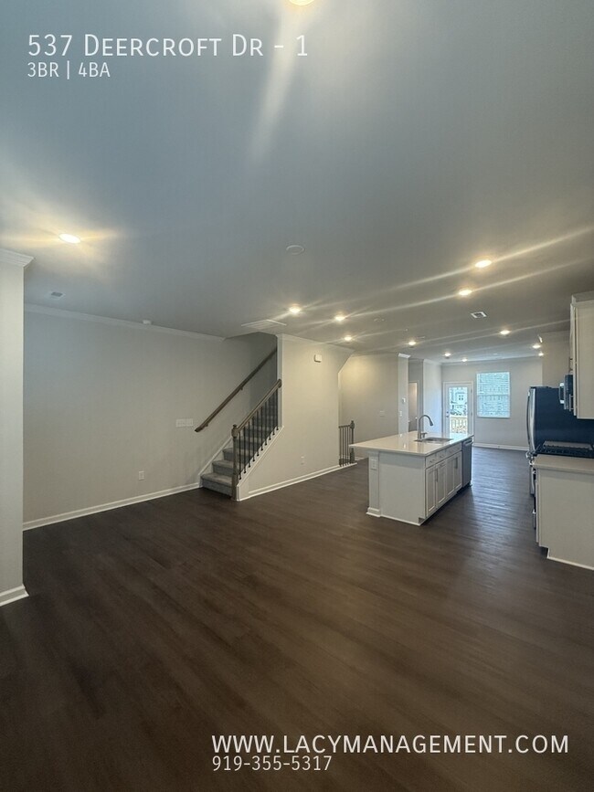 Foto del edificio - 537 Deercroft Dr