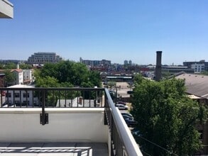 Interior Photo - Laguna Apartments