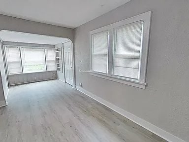 Foto del edificio - 1725 E Donald St