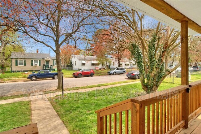 Foto del edificio - 3317 Frank Rd