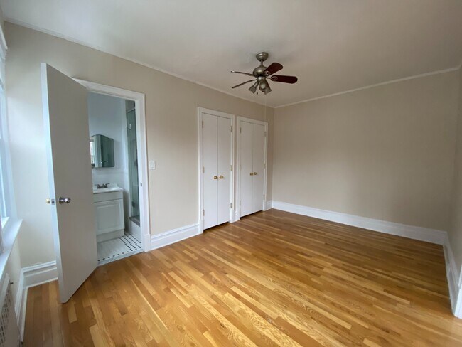 Foto del edificio - 163 Beach 122nd St