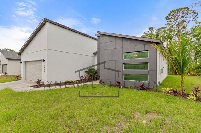 Foto del edificio - ONE MONTH FREE RENT! Modern, energy effici...