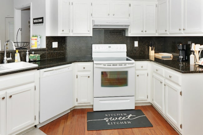 Foto del edificio - 888 Saddlebred Way