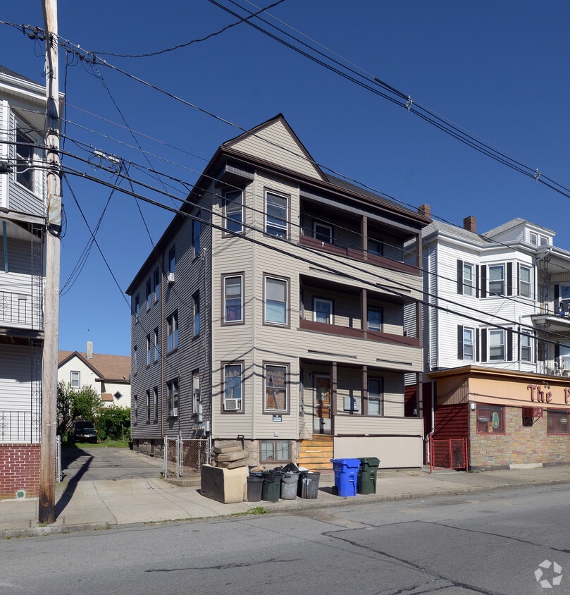 Primary Photo - 311 N Front St