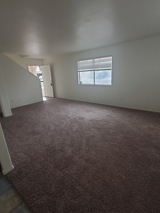 Building Photo - 7524 Hickory Hills Dr