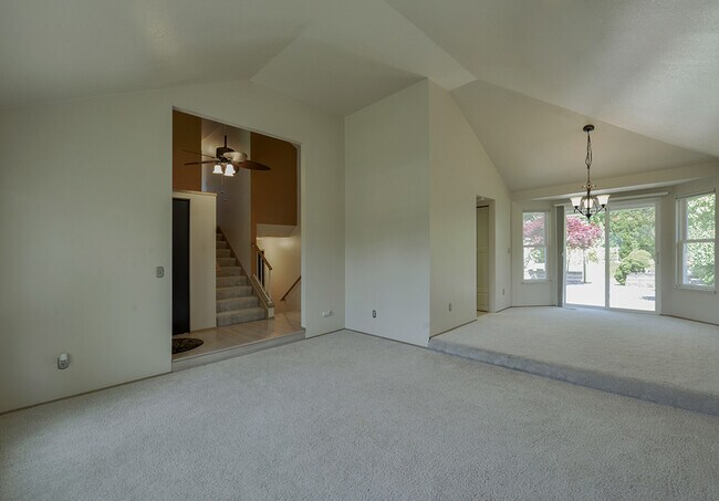 Foto del edificio - Comfortable Home located Kent's East Hill