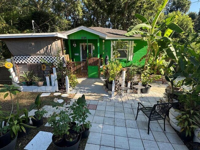 Foto del edificio - 1612 Pepper Dr