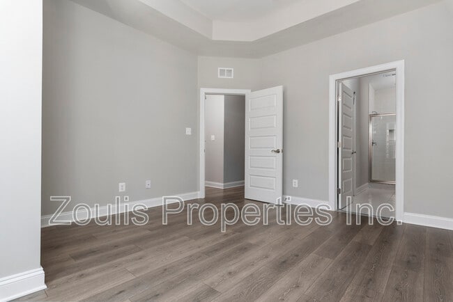 Building Photo - 43 A - L E Gordon St