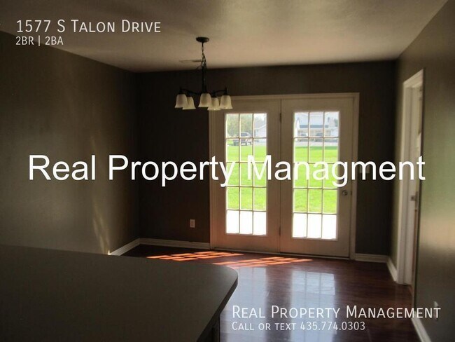 Building Photo - 1577 Talon Dr