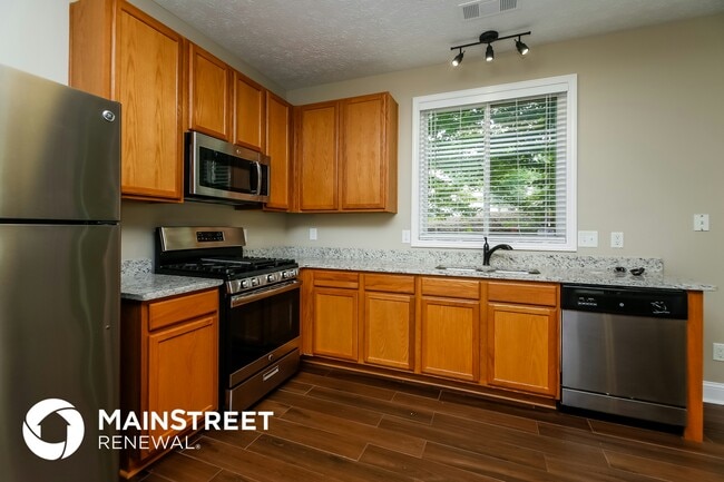 Building Photo - 144 Nacoochee Way