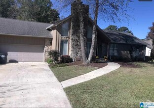 Building Photo - 265 Vista Cir