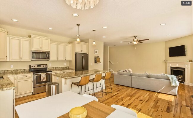 Foto del edificio - Special!! $500 off if lease signed by Christmas! Gorgeous 3bd 3ba newer home in quiet neighborhood