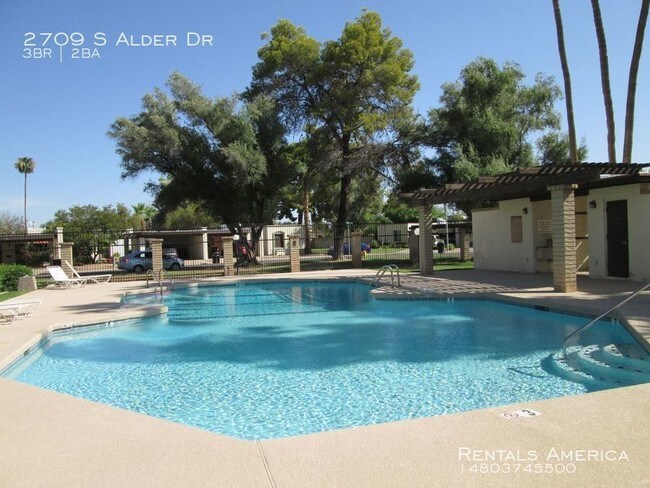 Building Photo - Great Patio Home in Tempe!