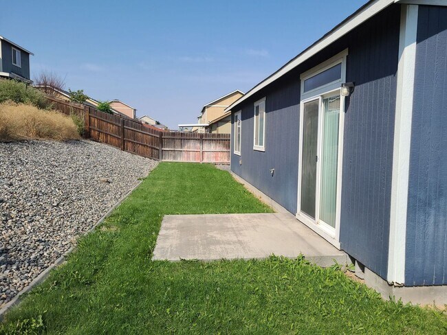 Foto del edificio - House with Garage & All Appliances