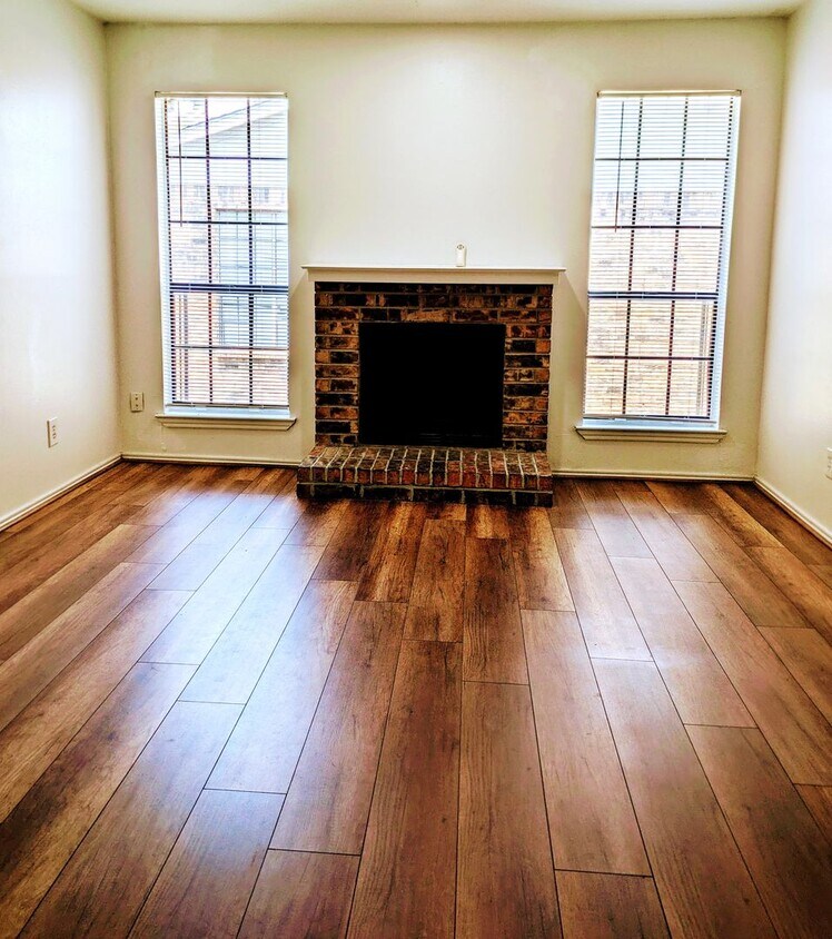 Primary Photo - Perfect home to start your own journey! 1 ...