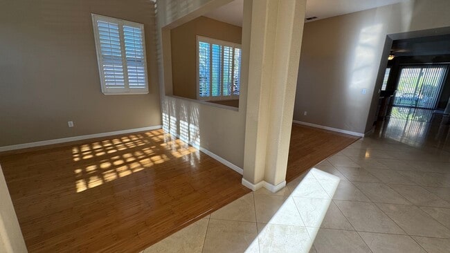 Building Photo - AVAILABLE!