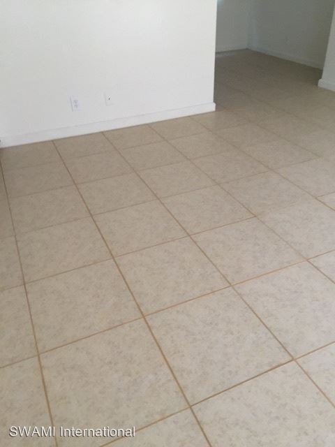 Building Photo - 5846 Estrella Ave