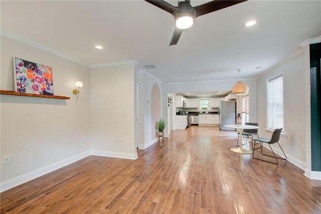 Building Photo - 1646 Flat Shoals Way SE