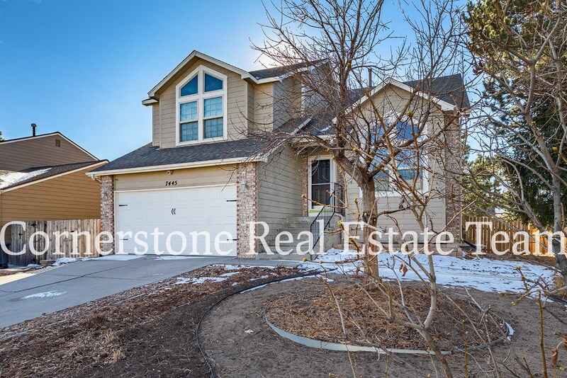Primary Photo - 7445 Hickorywood Dr