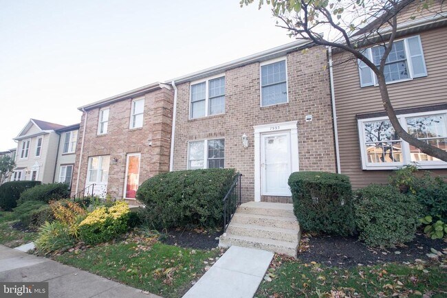 Foto del edificio - 7993 Tyson Oaks Cir