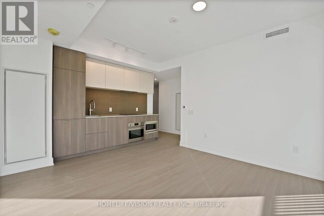 Building Photo - 36 Olive Ave