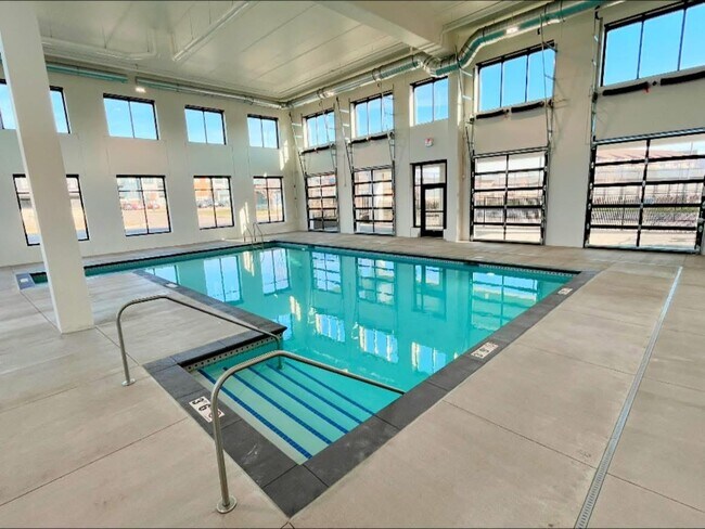 Foto del edificio - Skyline On Sunwood