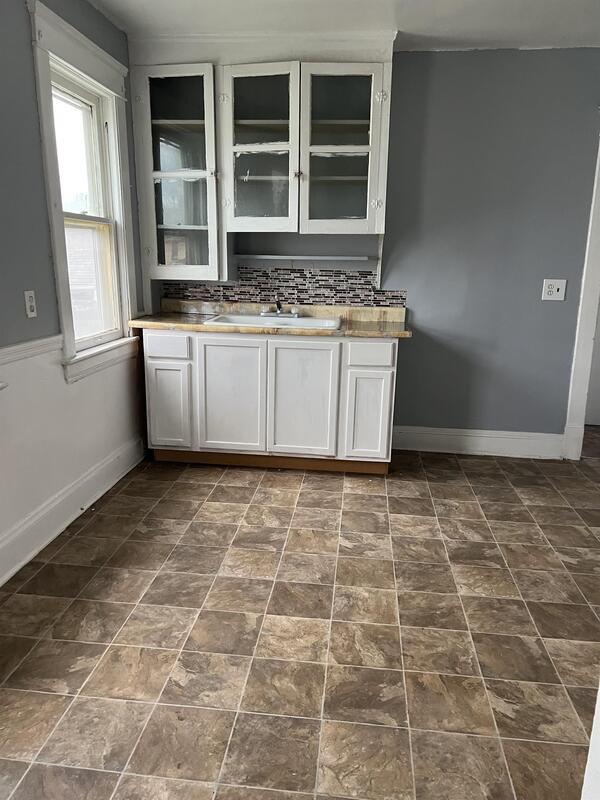 Foto del edificio - 3196 E 134th St