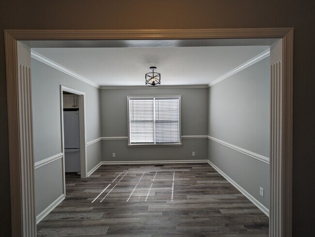 Building Photo - 4713 Derbyshire Dr
