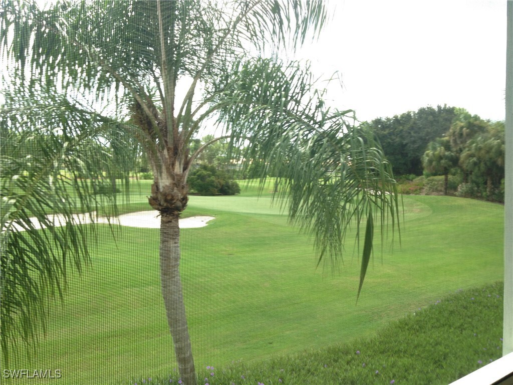 Foto del edificio - 9271 Spring Run Blvd
