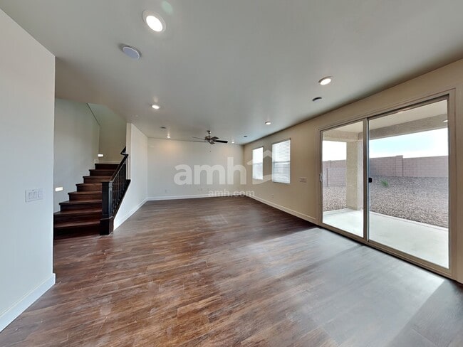 Building Photo - 7500 S Via Bombachas