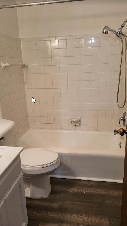 Foto del edificio - 2719 Narraganset Dr