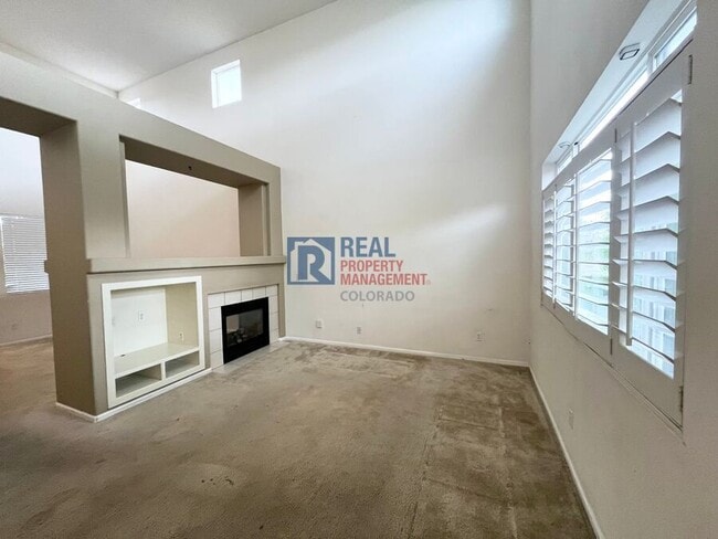 Building Photo - 20637 E Kenyon Pl