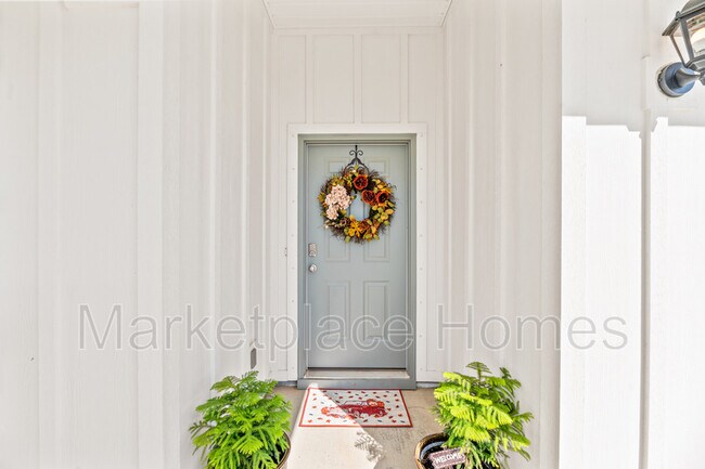 Building Photo - 23129 Shadowridge Dr