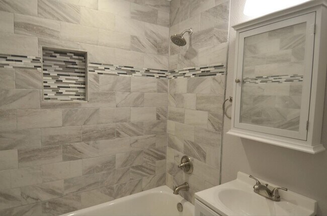 Foto del edificio - 105 Virginia