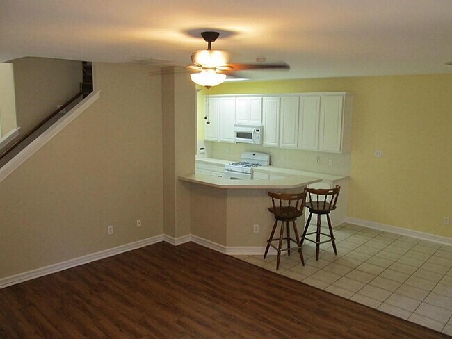 Building Photo - 2946 Loganberry Park Ln