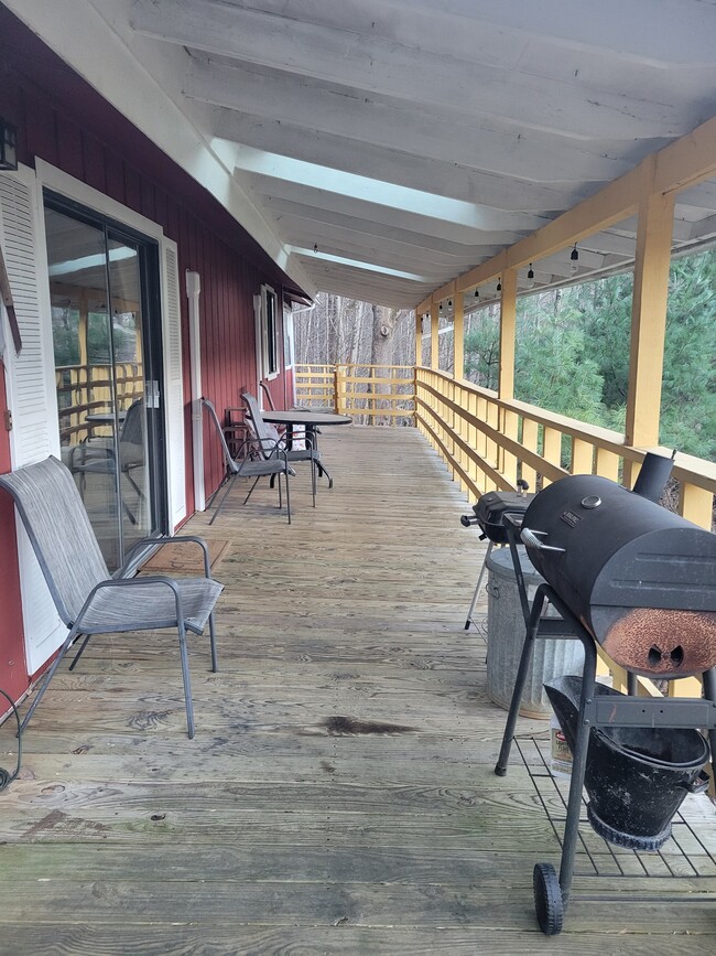 Photo - 260 Shuler Dr House