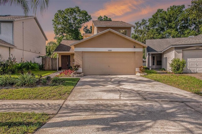 Foto del edificio - 11642 Hidden Hollow Cir
