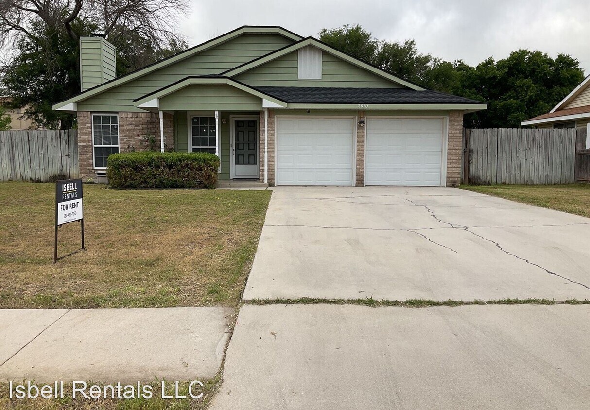 2010 Hinkle Ave, Killeen, TX 76549 House Rental in Killeen, TX