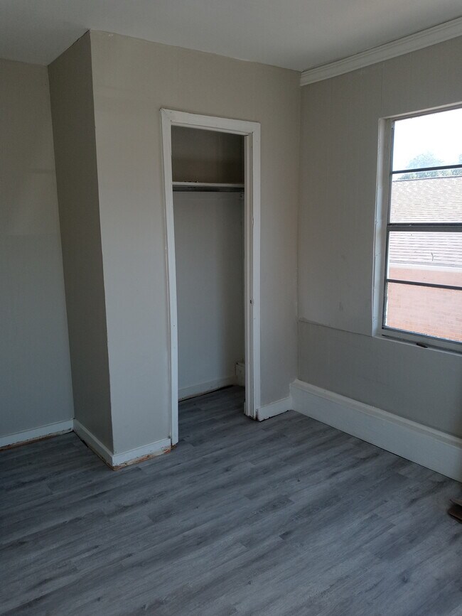 407 Preston St, Fort Valley, GA 31030 Condo for Rent in Fort Valley