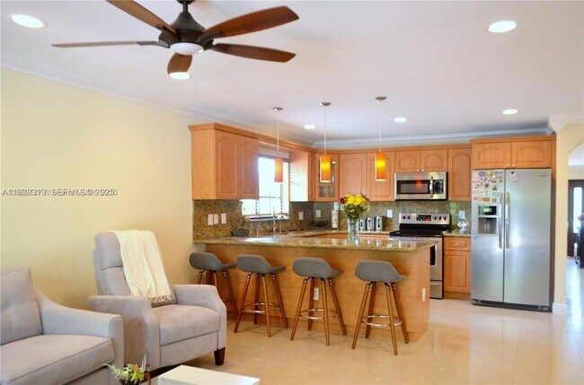 Foto del edificio - 2237 SW 63rd Ave