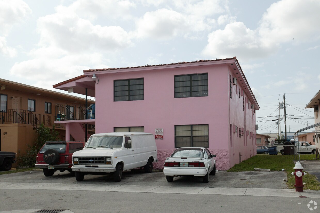 Foto del edificio - 130 W 26th St