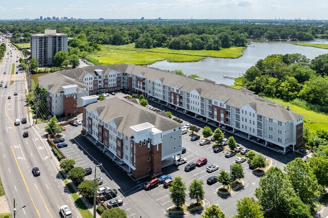 6115 Tidewater Dr - Promenade Pointe